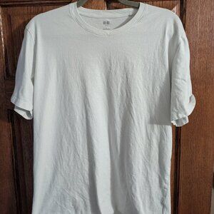 Uniqlo Mens Supima Cotton White T-Shirt - Large - Excellent Used Condition